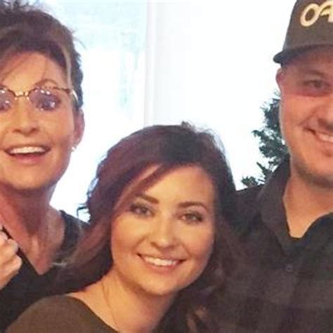 Sarah Palins Daughter Willow Gives Birth To Twins