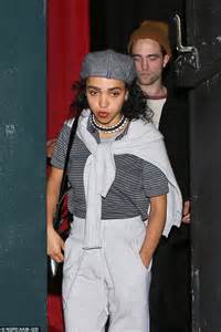 Fka Twigs On Her Hardship Dating Robert Pattinson Daily Mail Online