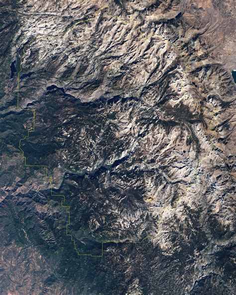 Yosemite National Park Naked Summits Alternate With Forest Flickr