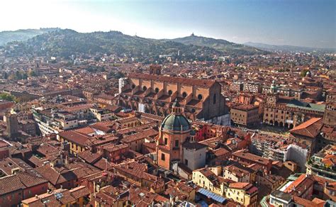 Discovering the Italian Unesco District: Emilia-Romagna - The Upcoming