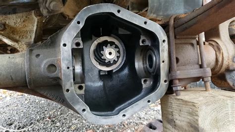 How To Dana 60 Front Axle Seal Replacement Reassembly Project