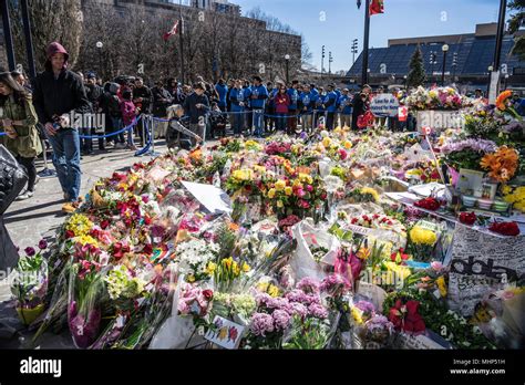 Van attack, a city in mourning,Toronto Strong tragedy and carnage on