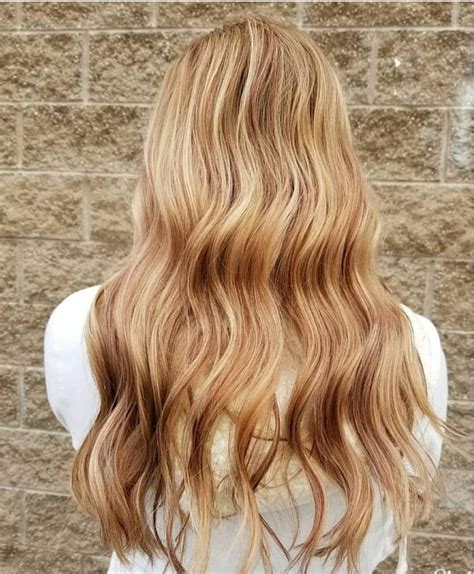 So while surfing around youtube the other day, i stumbled upon this tutorial by tricia montaque on how to dye dark natural hair to a honey(affiliate link) blonde color. 30 Honey Blonde Hair Colours We're Obsessed With For 2019