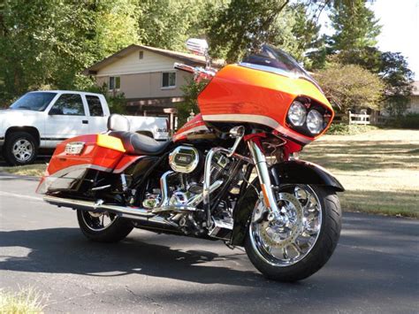 For sale is a 2009 screaming eagle road glide color electric orange and vivid black with only 1013 miles on it. 2009 Screamin' Eagle CVO Road Glide FLTRSE3 Indpls.In ...
