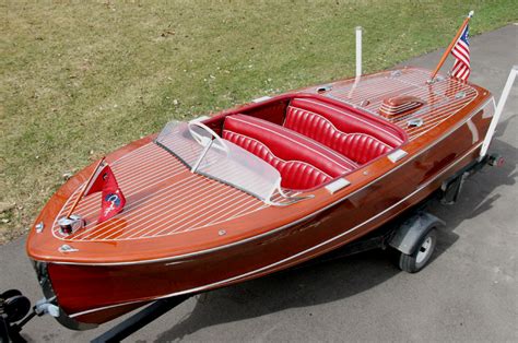 Chris Craft Deluxe Runabout Classic Wooden Boat Free Nude