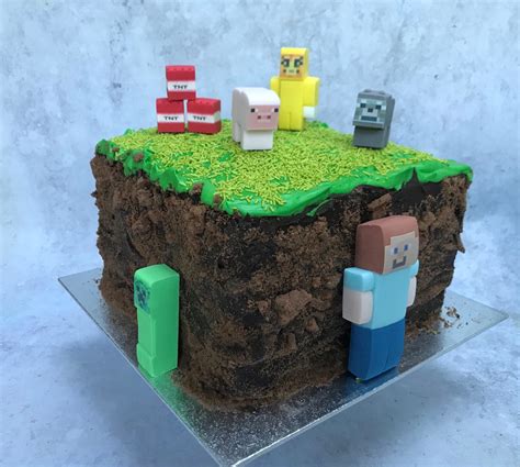 How To Make A Minecraft Block Birthday Cake Hodgepodgedays