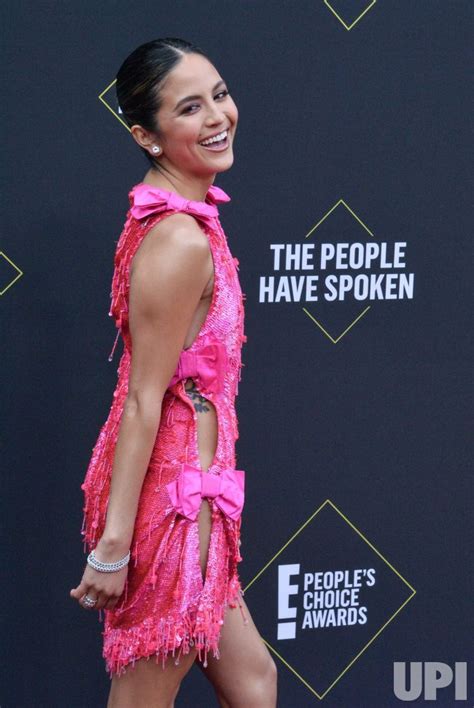 Photo Erin Lin Attends E Peoples Choice Awards In Santa Monica