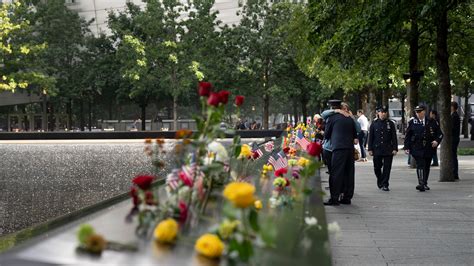 9 11 Anniversary Victims’ Families Gather At Ground Zero The New York Times