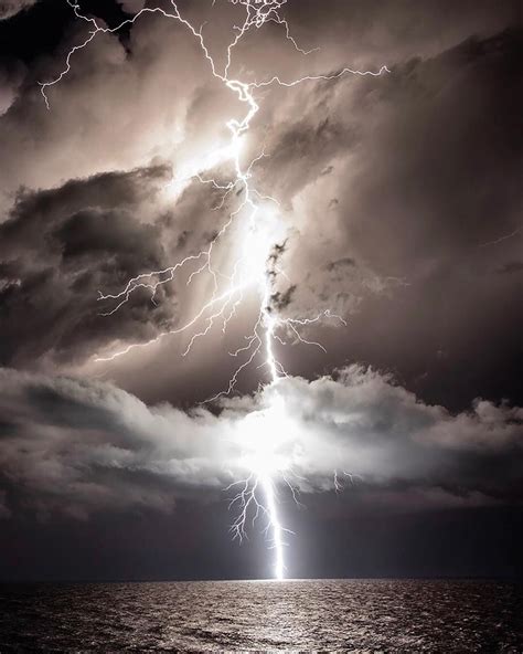 Amazing Lightning Photography Storm Pictures Nature Photography