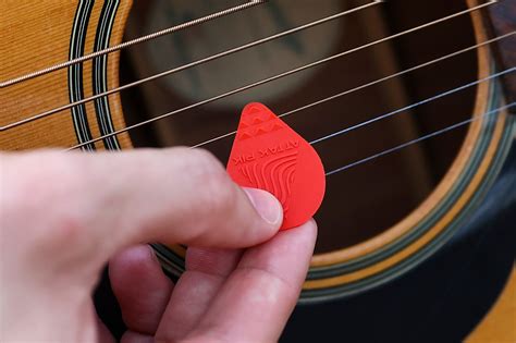 What Guitar Pick Should I Use Acoustic Attak Attakpik