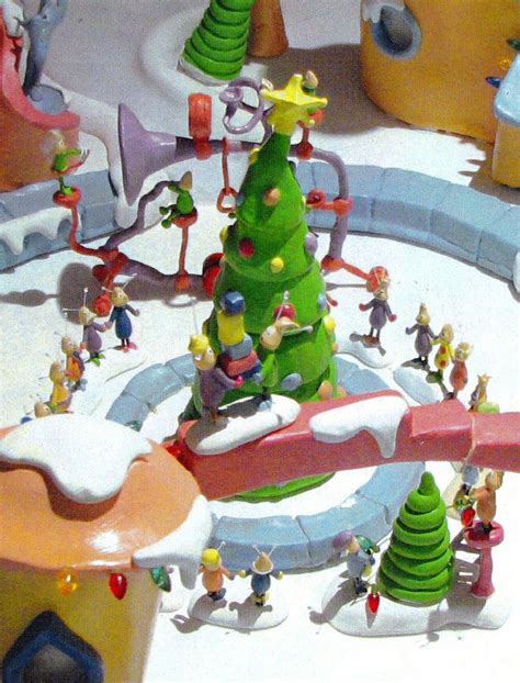 LANCE CARDINAL Dr Seuss Whoville Lightup Village Whoville Christmas