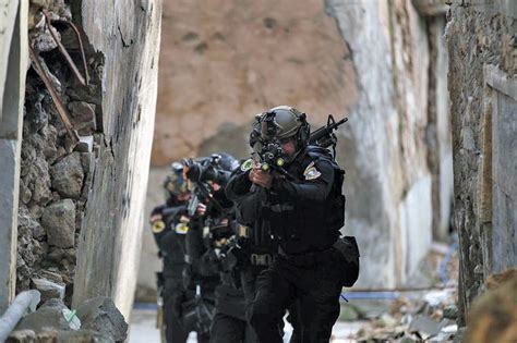 An Iraqi Counter Terrorism Service Cts Tactical Unit Conducts A