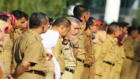 Mari Mengenal Pangkat Golongan Pns Lengkap Dengan Gaji Dan Tunjangannya Riset