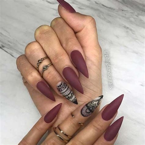 10 Trendy Burgundy Nails Youll Fall In Love With Cutenaildesigns