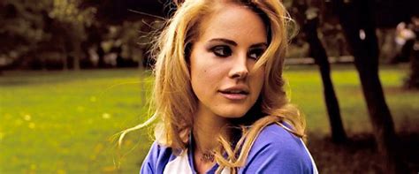 Myself think i'm gettin' the gangster fever i think i'm gettin' the gangster fever. Blues Heated Fever, Lana Del Rey - Zouch