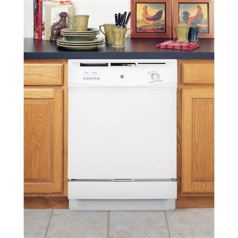 Ge 62 Decibel Front Control 24 In Built In Dishwasher White Energy