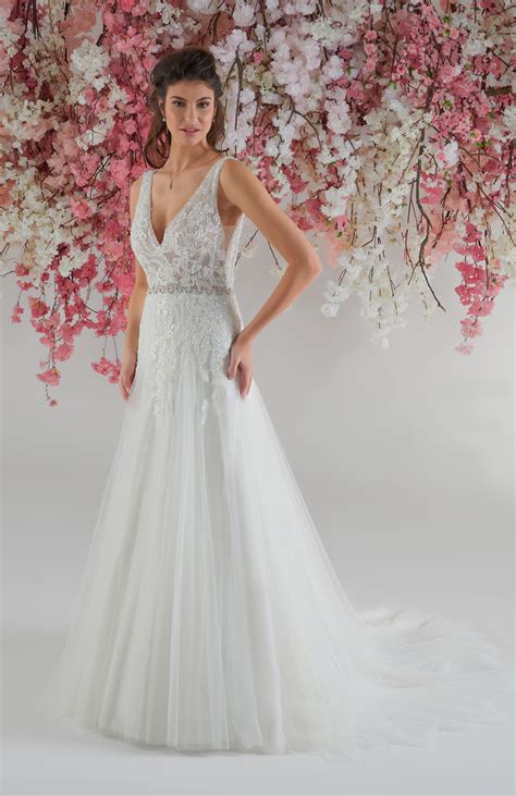 robe de mariée modèle suzette couture nuptiale paris robes couture nuptiale 2023