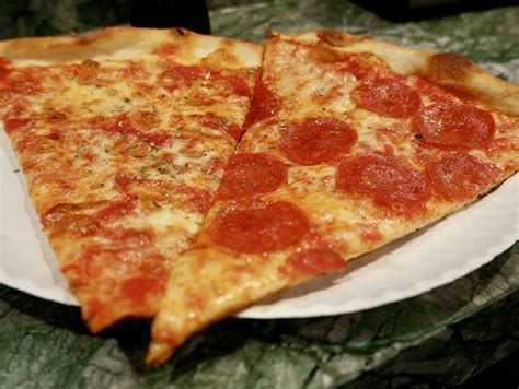 The Best Pizza in New York - NewYorkCity.ca