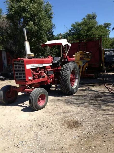 Ih 856 International Tractors Tractors Farmall