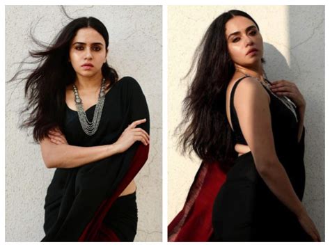 malang actress amruta khanvilkar looks super sexy in black saree bridaltweet wedding forum