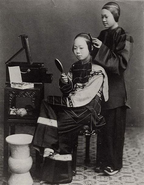Vintage Everyday Rare Photographs Of Chinese Women From The 1800s