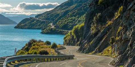 15 Tips For An Unforgettable New Zealand Road Trip Via