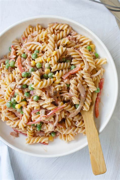 Tabbouleh pasta salad recipe from betty crocker 11 11. Quick and Easy Pasta Salad | Recipe in 2019 | Christmas salad recipes, Easy pasta salad ...