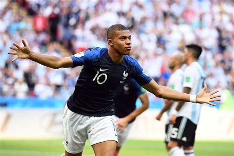 Kylian mbappé 2020, kylian mbappe 2020, kylian mbappe liverpool, kylian mbappe real madrid, kylian mbappe skills subscribe and turn on the bell for more! France 4-3 Argentina: Mbappe and Pogba say goodbye to Messi - Football News, Views & Transfer ...