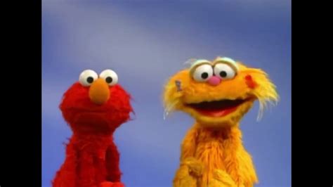 Sesamstraat 10 Voor Sesame Street Elmo And Zoes Opposites Dutch