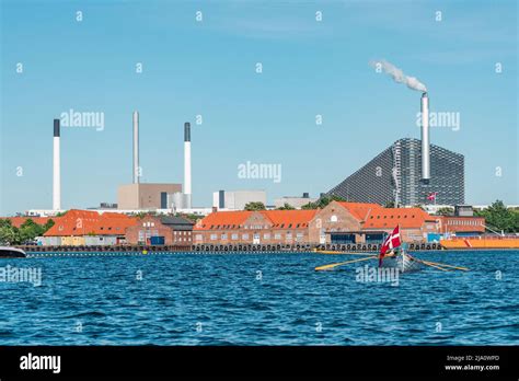 Amager Bakke Slope Or Copenhill Incineration Plant Heat And Power Waste To Energy Plant And