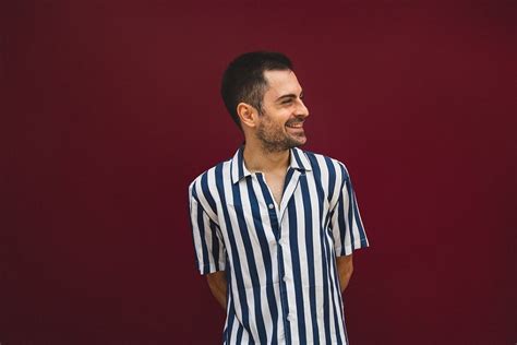 Y'all thirsting over zac efron's documentary look makes me wonder what you gonna do when you see rodolfo valente and his whole vibe in 3%. Rodolfo Valente - Condé Mais