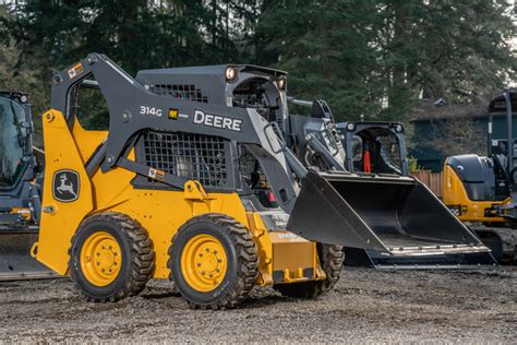 Best Skid Steer For The Money Buying Guide Papé Machinery