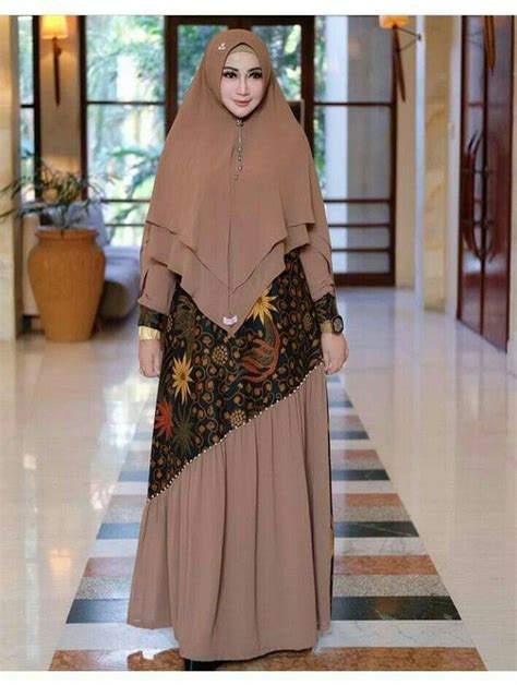 77 Desain Baju Gamis Batik Kombinasi Polos Model Pakaian Muslim