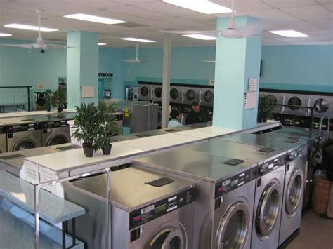 Eco Friendly Laundromat Wash Day Laundry Interior Design Pictures
