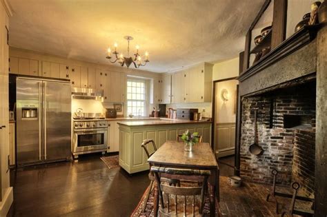 Love The Fireplace Superb Blend Of Old And New Primitive Country Kitchen Primitive Home