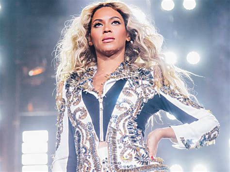 Beyoncé Writes Essay On Gender Equality Says Men Need To Play A Part