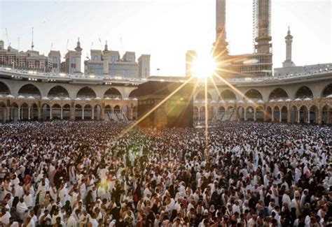 250000 Pilgrims Arrive In Jeddah Ahead Of Umrah Sawt Beirut
