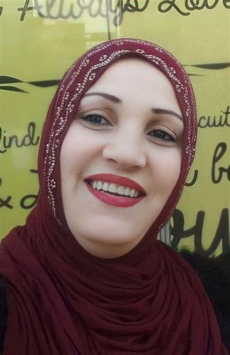 beautiful arab women beautiful smile pinky reddy muslim women square sunglasses women arab