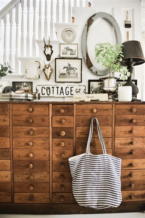 Liz Marie Has Redesigned Her Farmhouse Entryway Again The Look Is A