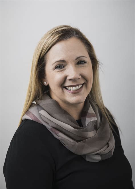 Vision Critical Cco Kelly Hall Awarded “top 50 Women In Saas”
