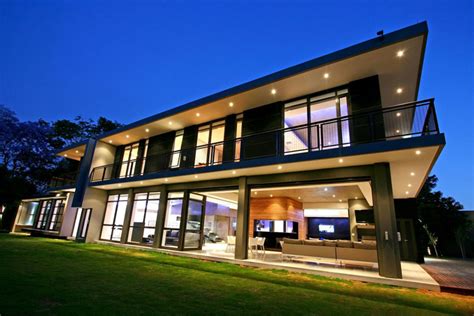 Contemporary Residence In Johannesburg Shockblast