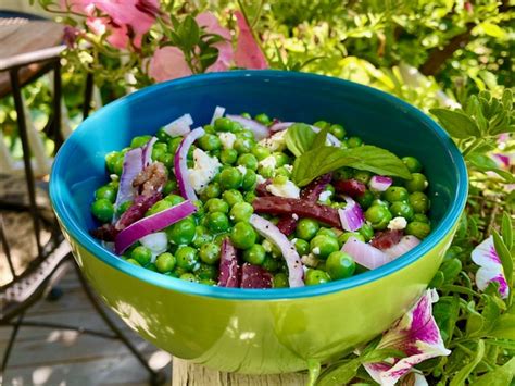 Green Pea Salad With Bacon And Feta ⋆ That Which Nourishes