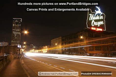 oregon sign burnside bridge car lights night portland