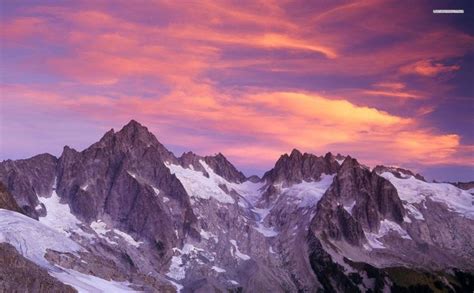 Beautiful Pink Sky Above The Mountains Hd Wallpaper