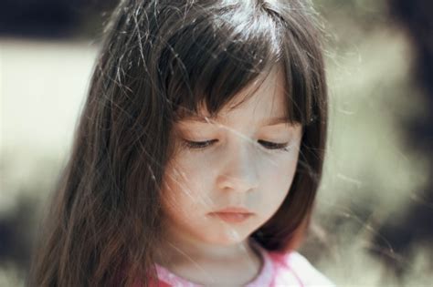 Little Girl With Sad Face Photo Premium Download