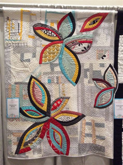 Pin By Christy Lastrapes On Zen Garden For Me Flower Quilts Circle