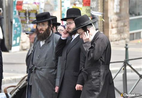 17 Facts Everyone Should Know About Hasidic Jews