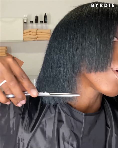 Watch How To Trim Natural Hair At Home In 9 Steps