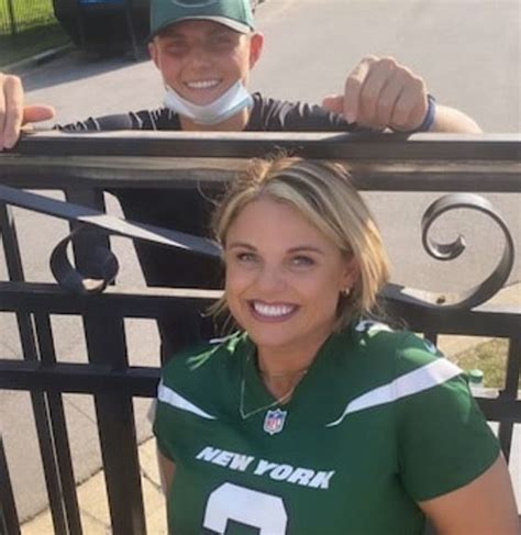 Jets Zach Wilsons Mom Lisa Replies To Fans Saying Her Son Is Trash