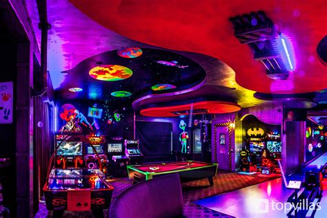 Bowling Alley Arcade Machines Pool Table And More Reunion Resort